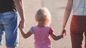 Scopri di più sull'articolo Difficoltà sociali nei bambini: cari genitori, ascoltate(vi)